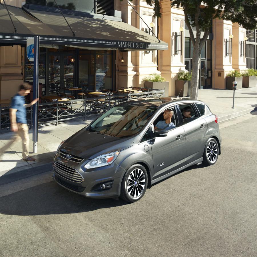  Ford C-Max Energi 2016 года  (NA) (фото 1 из 5)